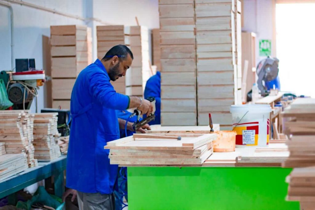 اكبر مصانع موبيليا مودرن فى دمياط